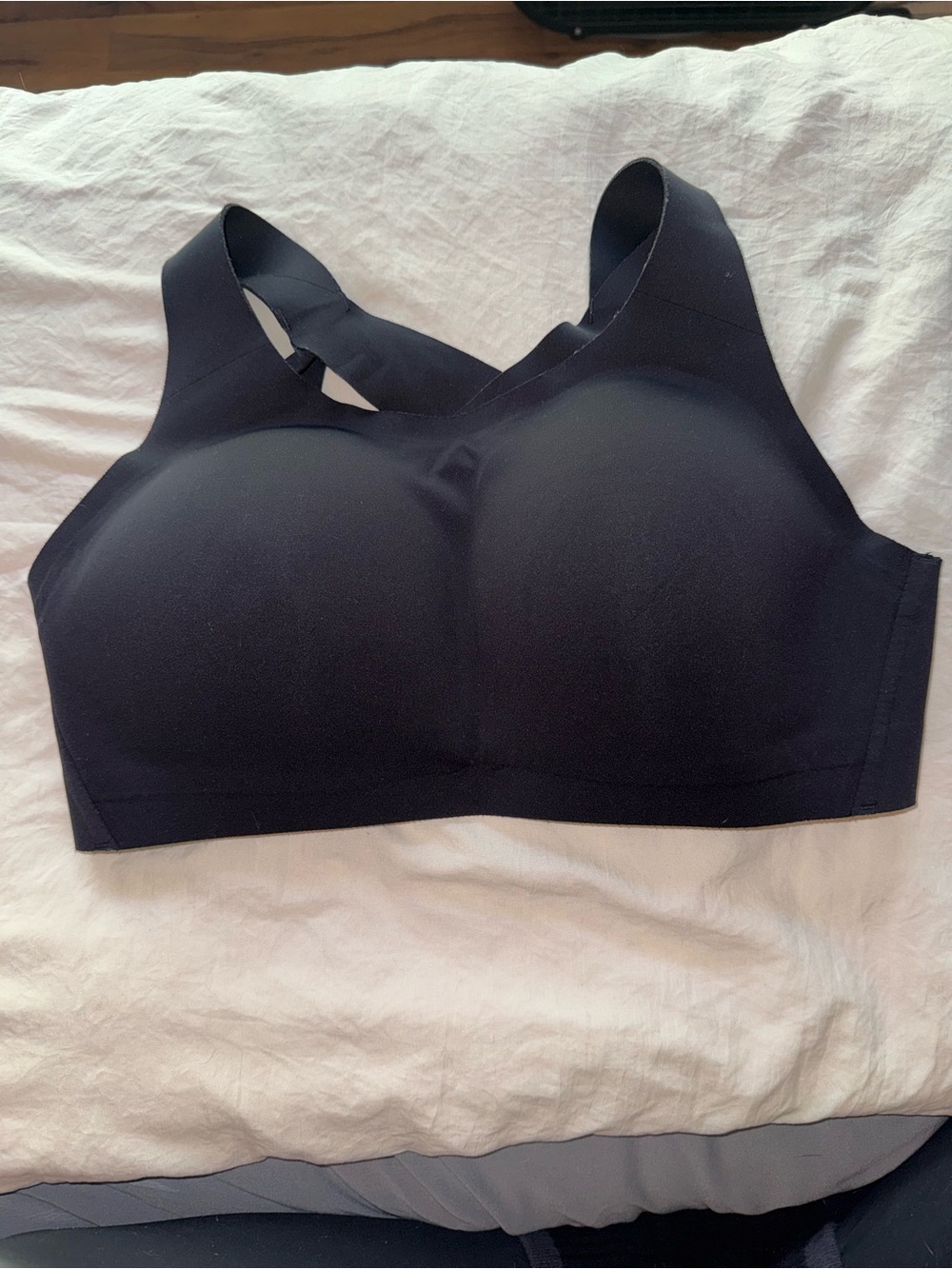 Black Lululemon Enlite Bra Magnum